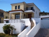 Detached Villa in Peyia-Paphos