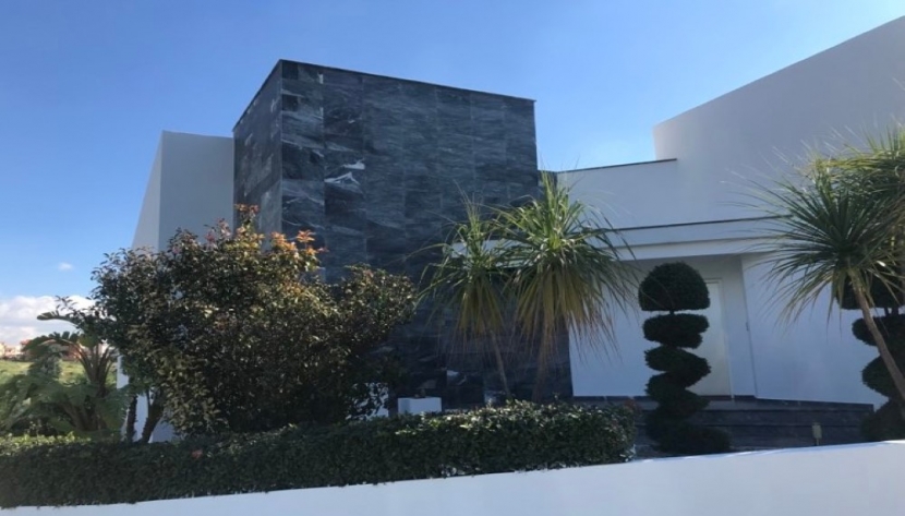 AASYL-HRESB-6549 4 BEDROOMS + 4 ROOMS MODERN VILLA IN AGIOS SYLAS ***SOLD***