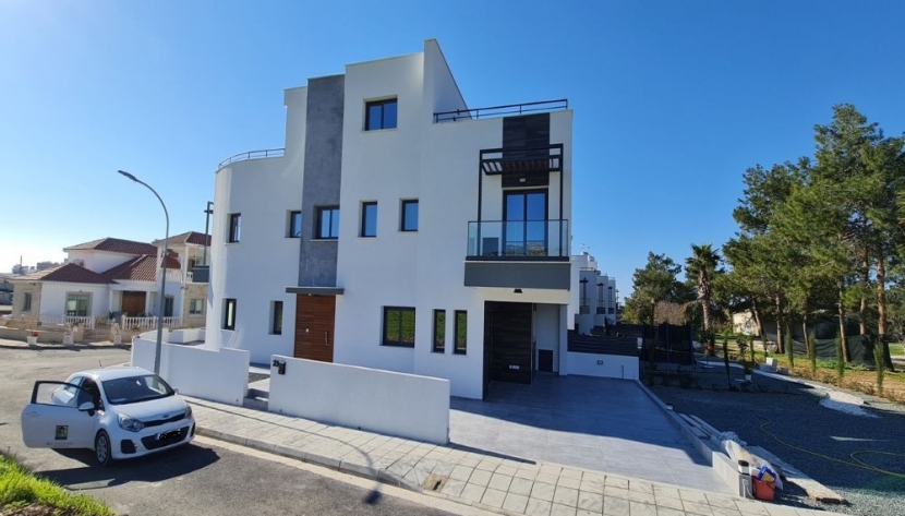 PGER-HHATZ-6557 4 BEDROOM HOUSE IN GEROSKIPOU