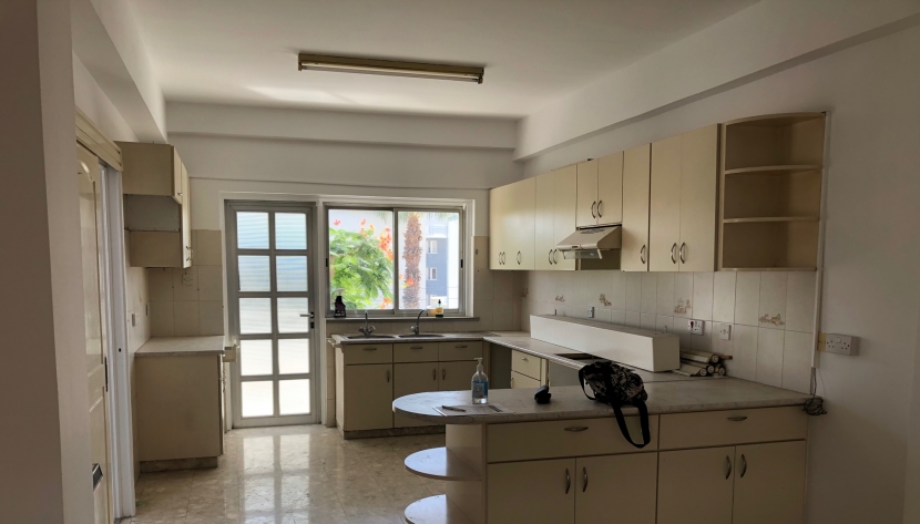 LLIMCEN-ARES-057 3 BEDROOM APARTMENT FOR RENT LIMASSOL CITY CENTRE ***RENTED***