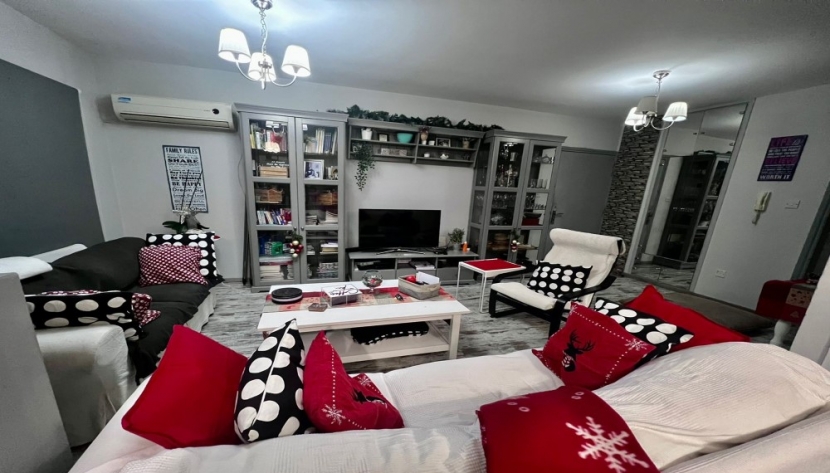 LACCENT-ARESQ-6748 3 BEDROOM APARTMENT IN LARNAKA CITY CENTER ***RESERVED***