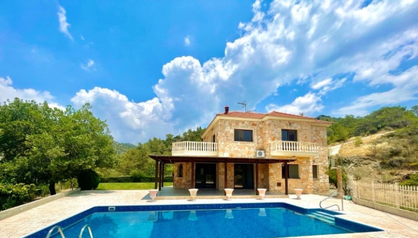 LAPS-HRESQ-084 4 BEDROOM LUXURY TWO-STOREY STONE HOUSE IN APSIOU ***RENTED***