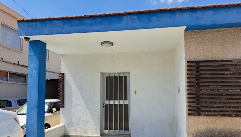 LAPANT-HRESK-7056  2 BEDROOM SEMI - DETACHED HOUSE IN APOSTOLOS ANDREAS ***SOLD***