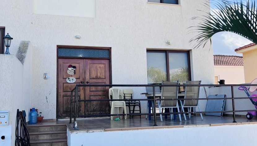 LORO-HGMDB-7255 3 BEDROOM SEMI DETACHED HOUSE IN OROKLINI