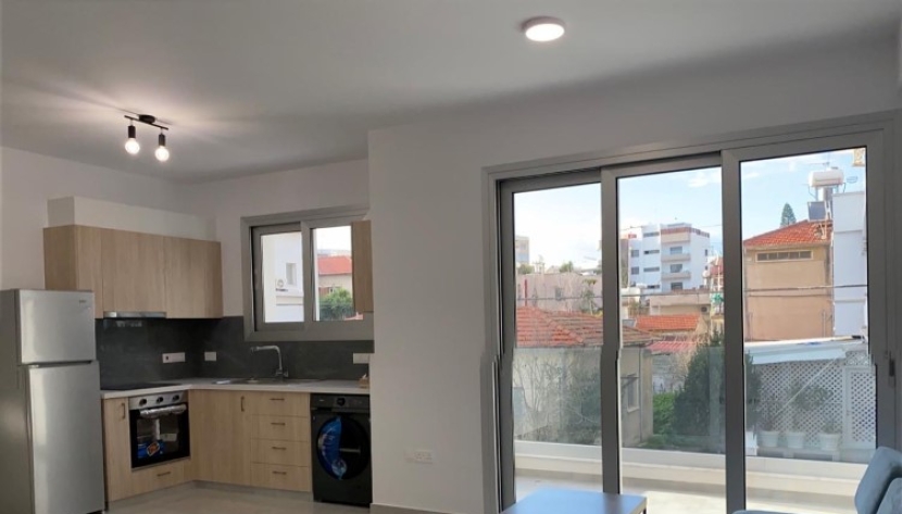 LCCEN- ARESZ -125 2 BEDROOM APARTMENT IN LIMASSOL CITY CENTER  ***RENTED***