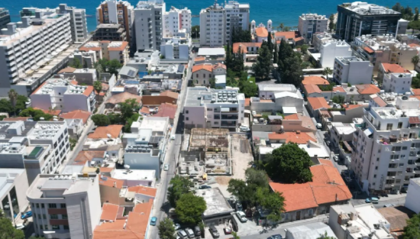 LCENTR-PRES-7432 RESIDENTIAL PLOT IN HISTORICAL CENTER ***UNAVAILABLE***