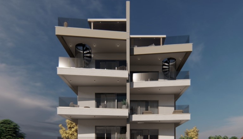 LCENTR- AEXEK -7455 3 BEDROOM PENTHOUSE IN THE CENTER OF LIMASSOL ***SOLD***