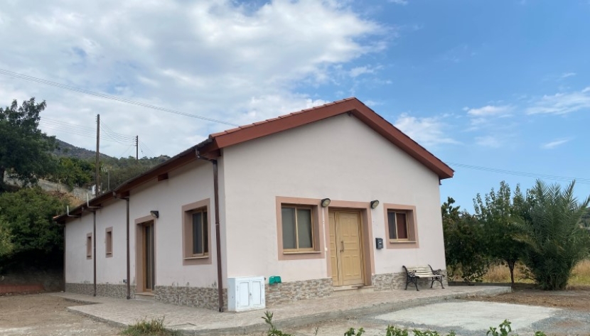 LAPS- HRESB -7496 3 BEDROOM BUNGALOW IN APSIOU ***SOLD***