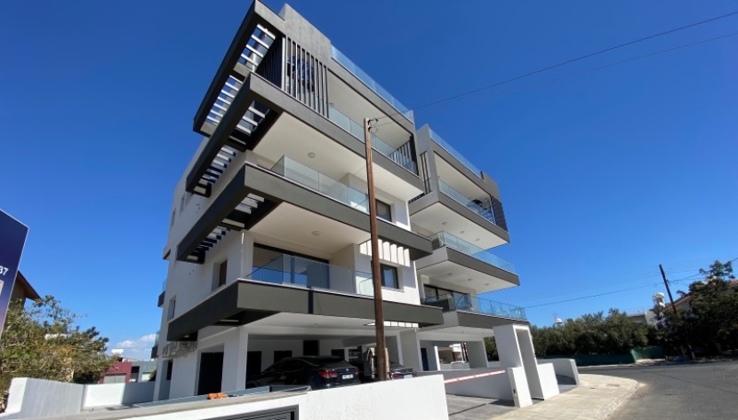 LZAK-ANELB-7502 1 BEDROOM APARTMENT IN ZAKAKI ***SOLD***