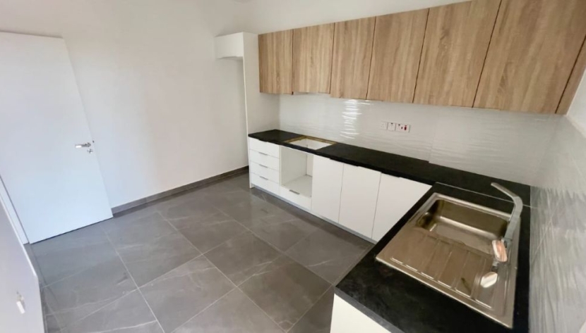 LARA-ARESM1-7826 3 BEDROOM APARTMENT IN ARADIPPOU