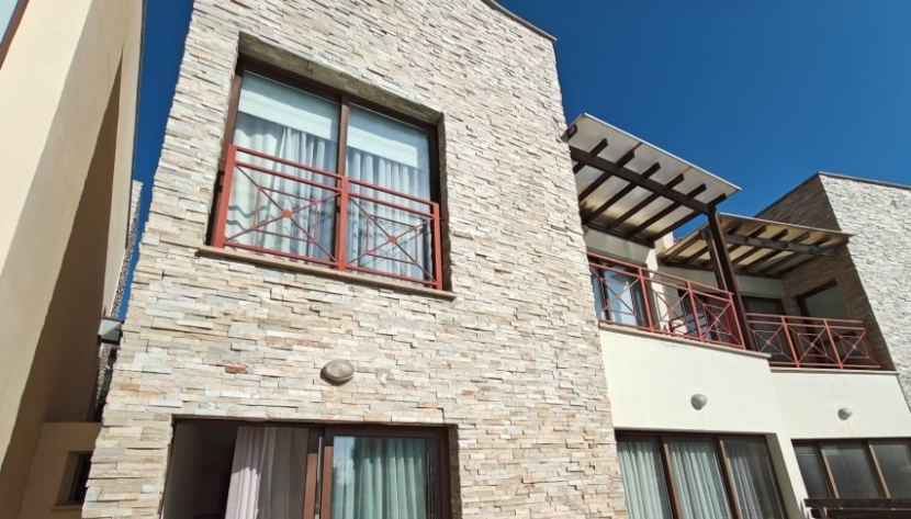 LMOU-HZAV-7875 3 BEDROOM HOUSE IN MOUTAGIAKA