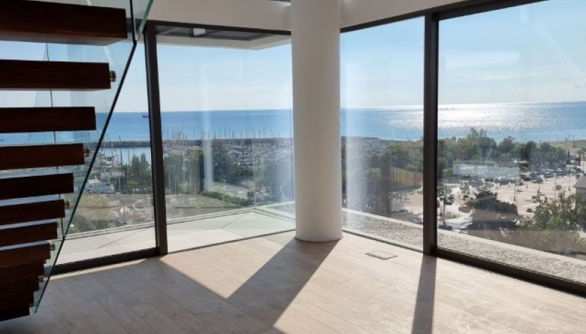 LFIN-ASSIM1-7883 3 BEDROOM SINGLE FLOOR APARTMENT WITH SEA VIEW IN FINIKOUDES BEACH