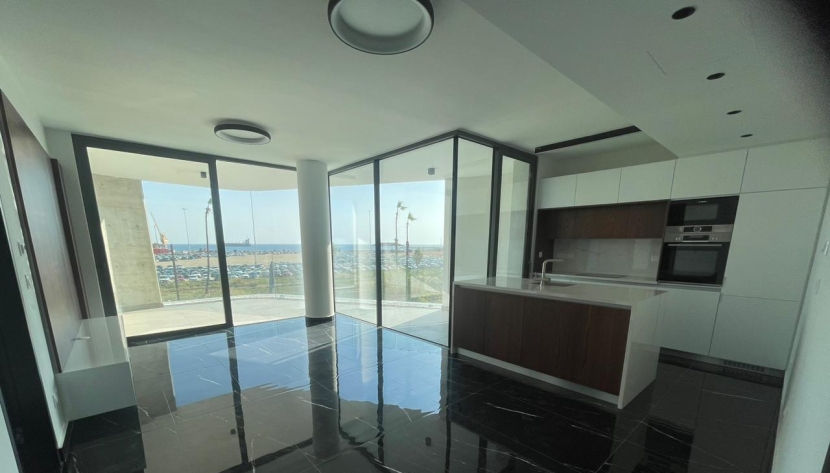 LMAR-ARESM1-7886 2 BEDROOM APARTMENT WITH SEA VIEW IN LARNAKA MARINA