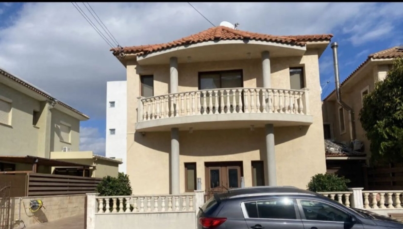 LZAK-HRES-7905 4 BEDROOM DETACHED HOUSE IN ZKAKI