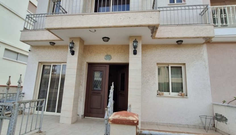 LSPY-HRES-7920 3 BEDROOM SEMI DETACHED HOUSE IN AGIOS SPYRIDONAS 