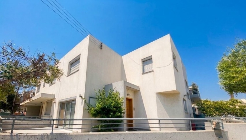 LOMO-HRESB-7996 4 BEDROOM SEMI-DETACHED HOUSE IN OMONOIA