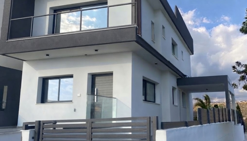 LYPS-HAHAB-8061 3 BEDROOM SEMI-DETACHED HOUSE IN YPSOUPOLI